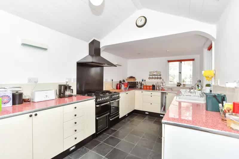 4 Bedroom Detached House for Sale Cowes Isle of Wight
