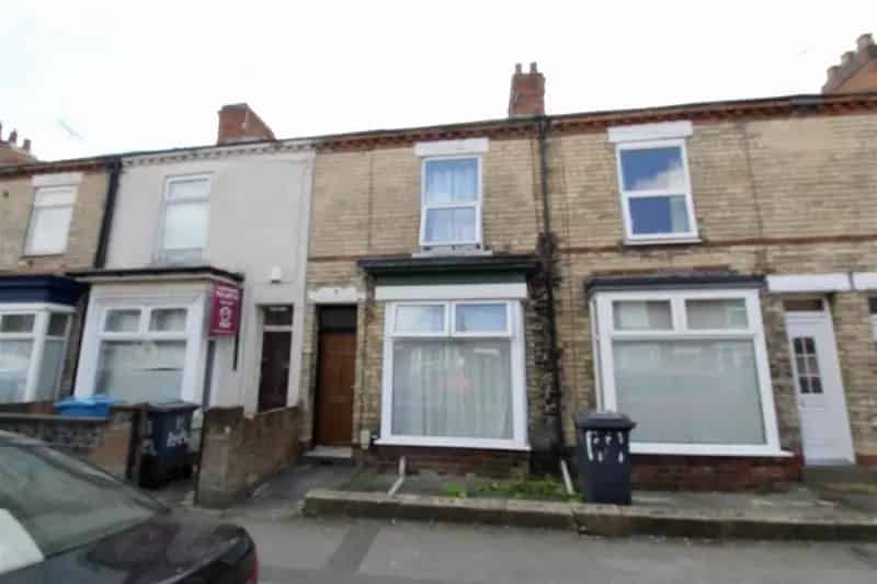 2 bedroom house to rent