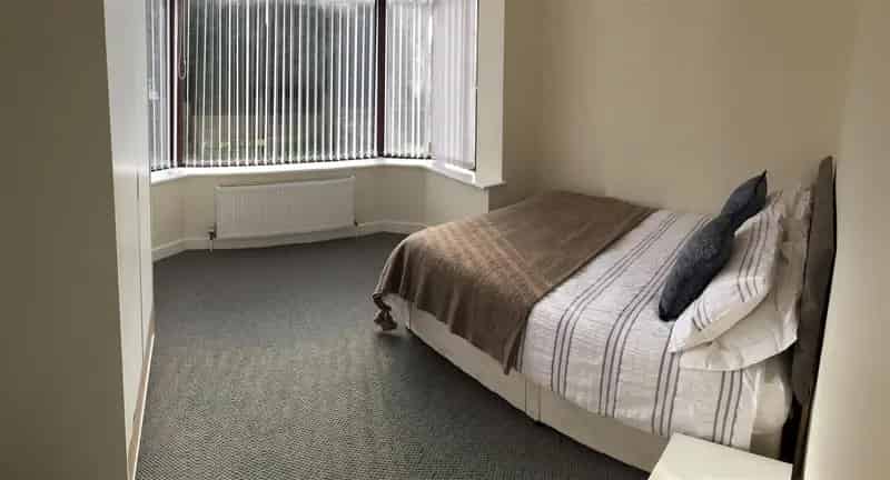 2 Bedroom Flat House to Rent