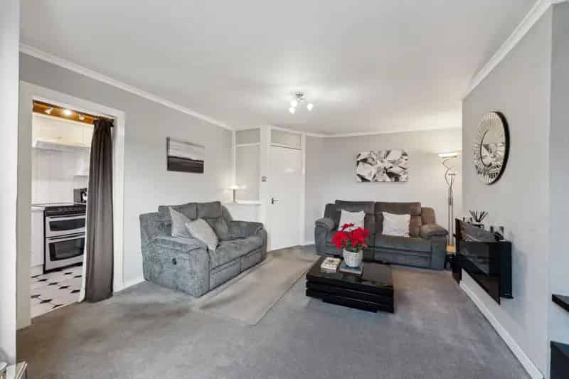 Bearsden Castlehill Villa Apartment - Private Garden Garage Parking