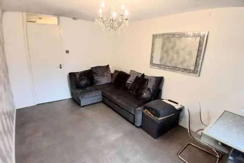 Ground Floor Apartment Near Biggleswade Station