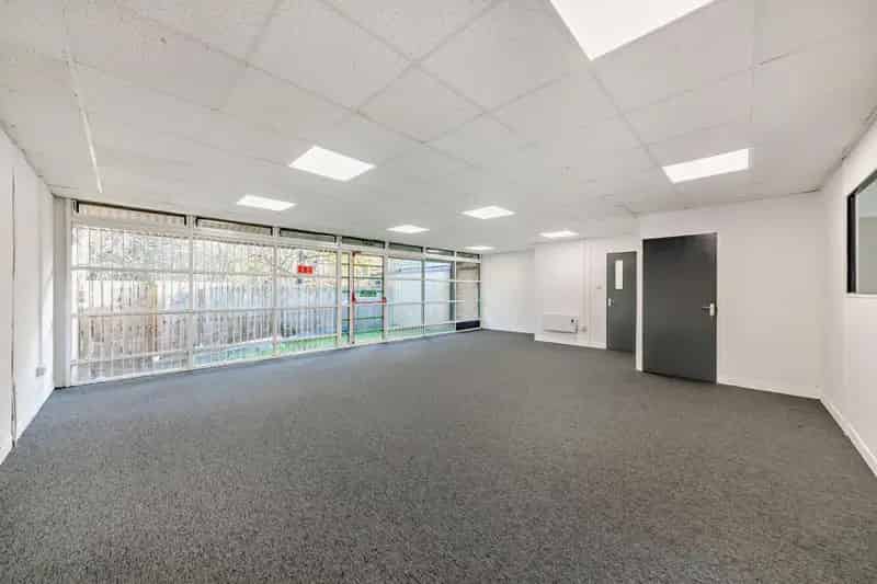 Semi-Detached Units for Office, Light Industrial, or Production Use