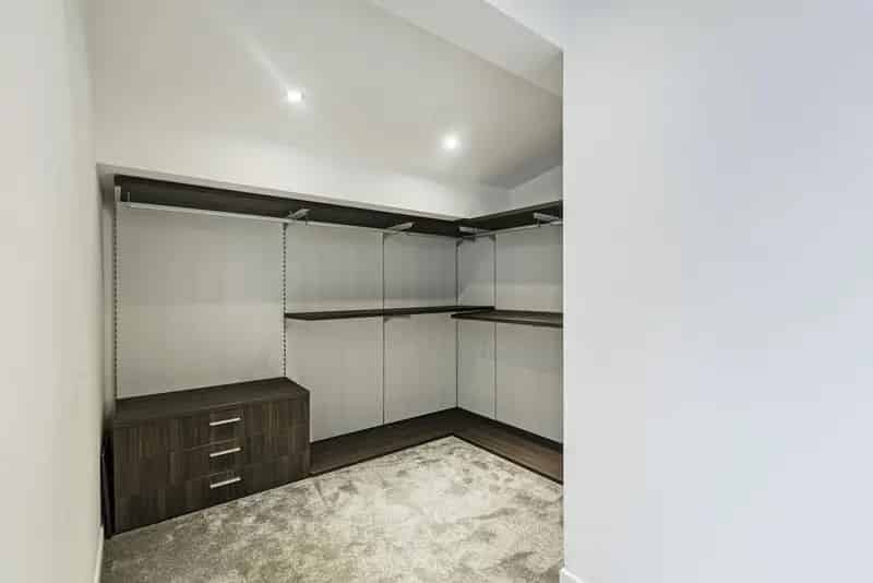 Luxury Split Level Apartment with Modern Design and Off-Street Parking