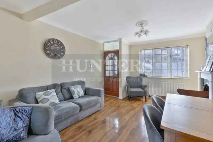 2 Bedroom House for Sale in Brentford