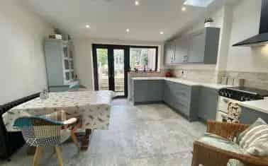 Charming Grade II Listed Cottage Bridport Town Centre