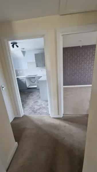 1 Bed Flat Near Town Center Garden Shed Ample Storage