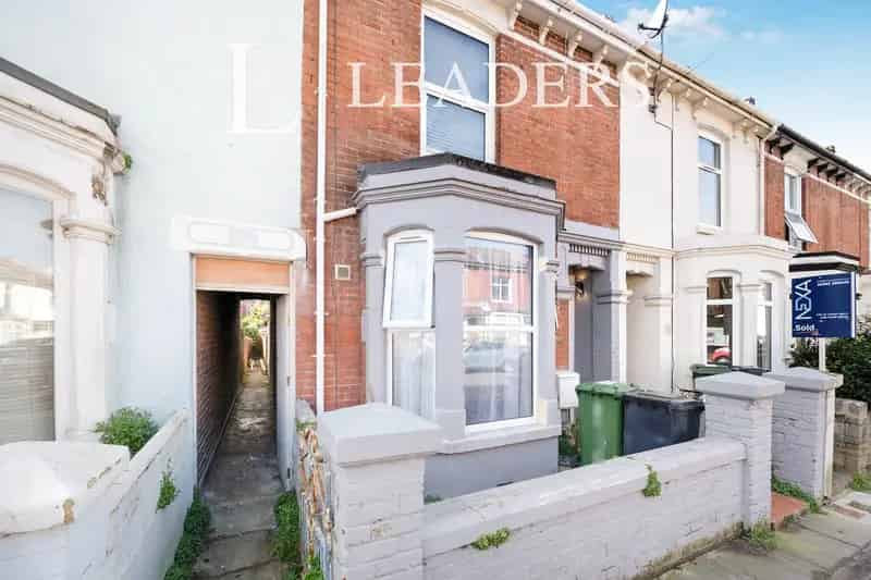 5 Bedroom Student House Near University