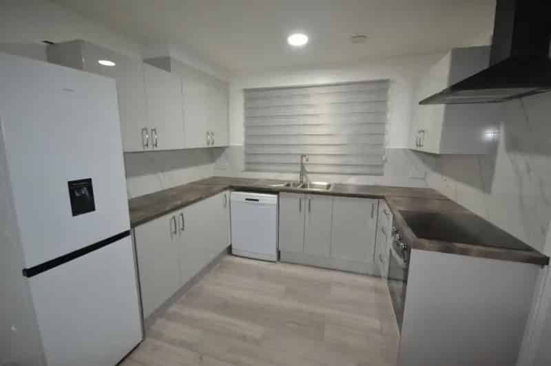 1 Bedroom Flat To Rent Available 10062025