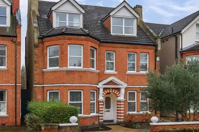 Six Bedroom Detached House for Sale in London NW2