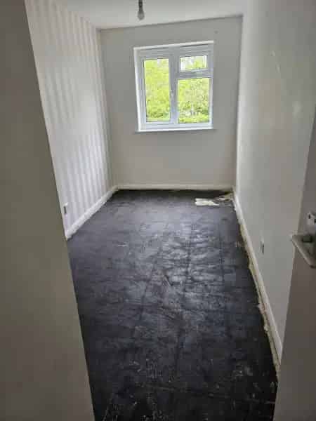 New Build 2 Bed Ground Floor Flat with Communal Garden
