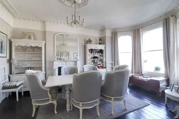 8 Bedroom Detached House For Sale