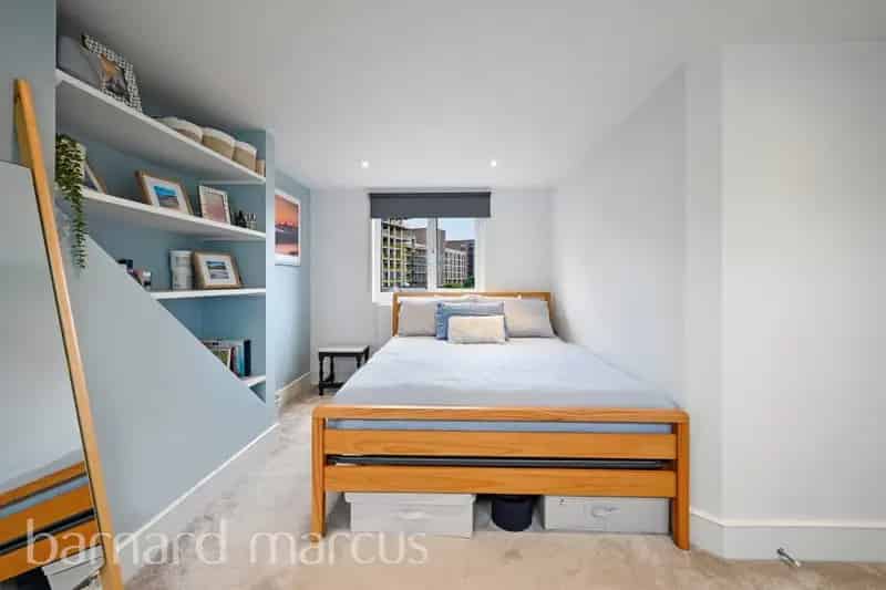 3 Bedroom Period Family House with Garden and Loft Conversion