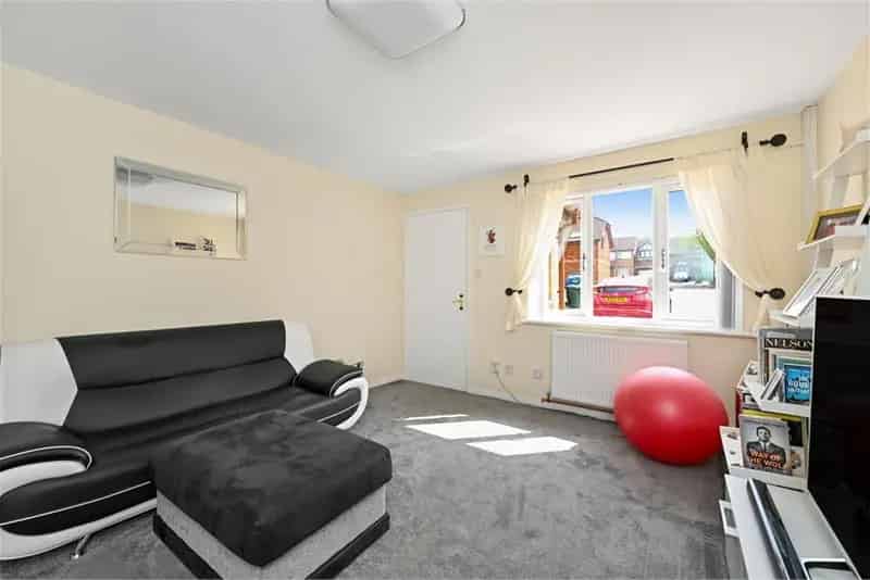 2 Bed House - Terraced with 1 Reception Room