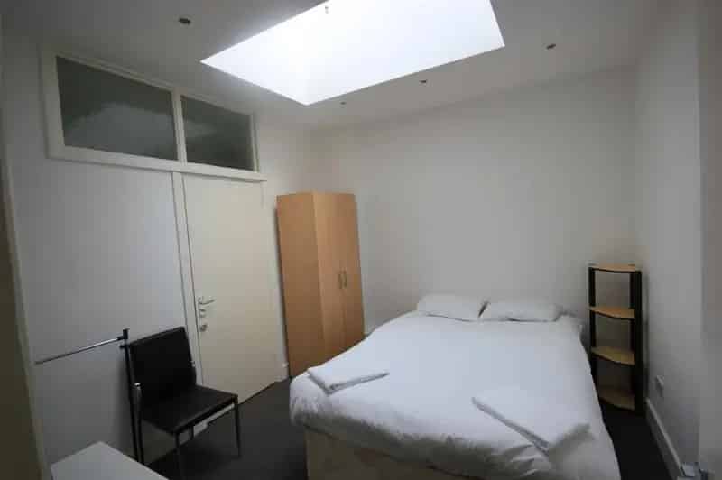 1 Bedroom Furnished Flat Eastern Road Near Lidl