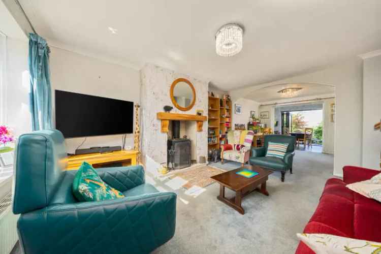 4 Bedroom Detached House for Sale Freehold