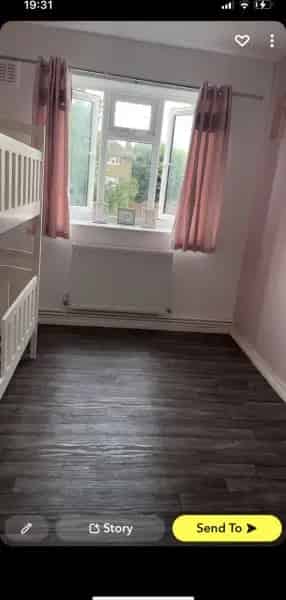 2 Bed Flat South Ockendon Newly Decorated