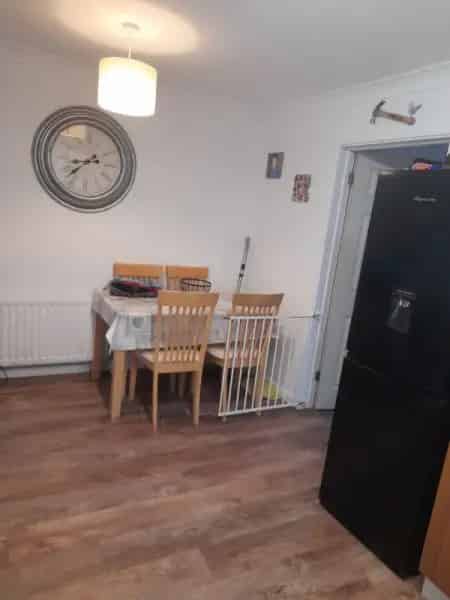 2 Bed House St Austell Village Parking Garden New Carpets