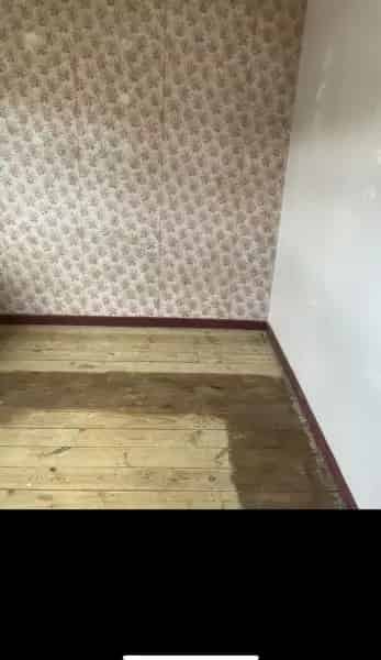 3 Bed House with Gardens, New Kitchen, Near Shops & Schools