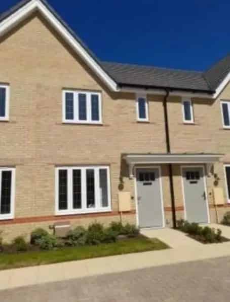 2 Bedroom House for Sale Bloor Homes Walton Double Driveway