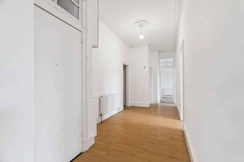 2 Bedroom Apartment for Sale in Shawlands Glasgow