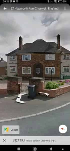 One Bedroom Ground Floor Flat with Huge Garden and Parking