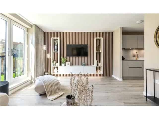4 Bedroom End Terraced House For Sale