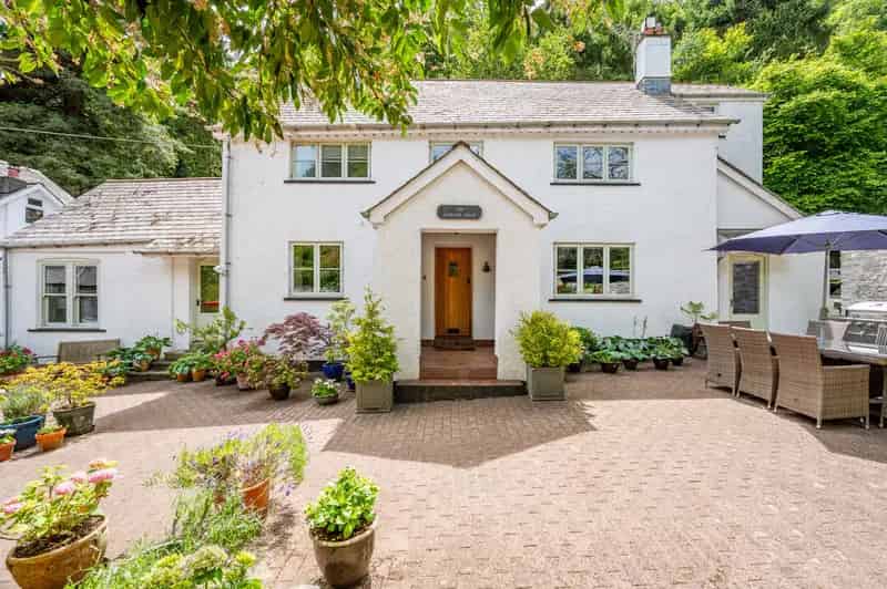 4 Bedroom Detached House Llanfoist Abergavenny