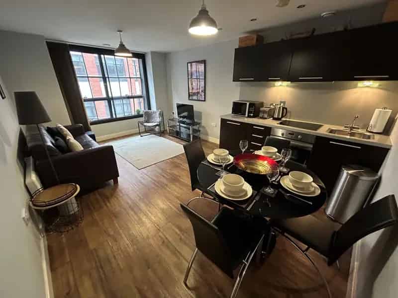 One Bedroom Furnished Apartment Available Immediately St Pauls Square