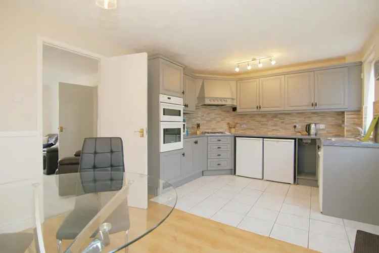 3 Bedroom House For Sale Near Leeds