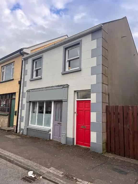 1 Bedroom Apartment Derrygonnelly Freshly Remodeled