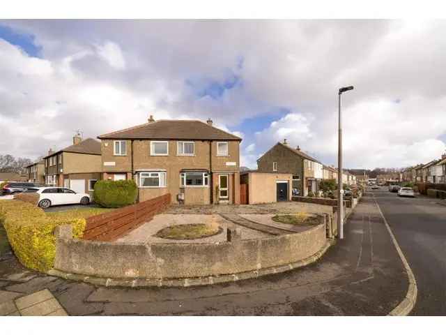 3 Bedroom Semi Detached House For Sale