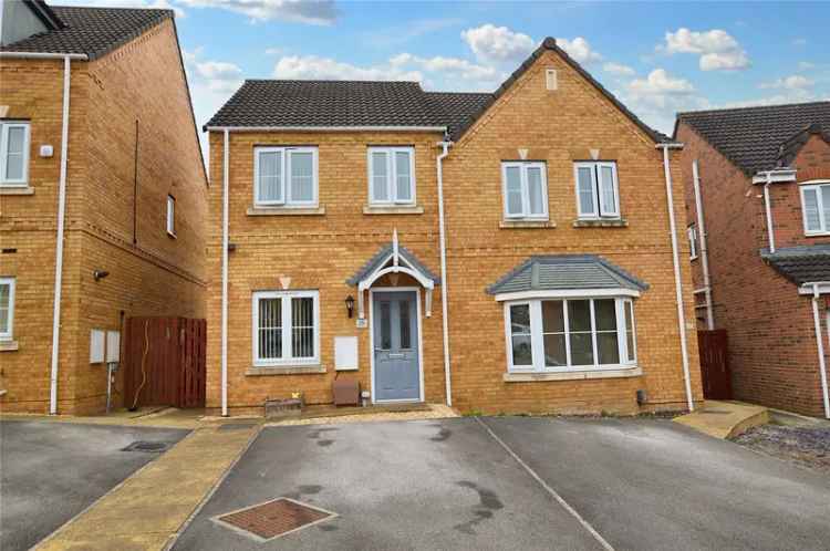 House For Sale in Wakefield, England