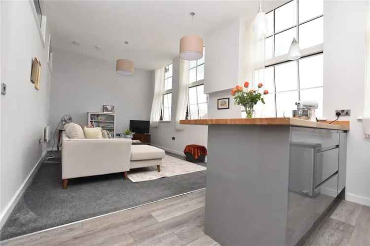 Apartment For Sale in Borough of Swale, England