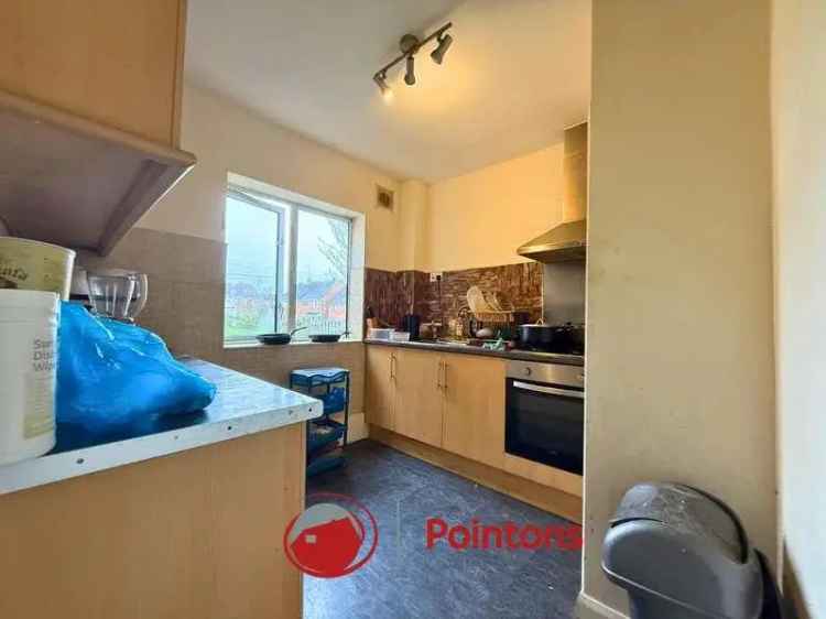 2 bed flat for sale