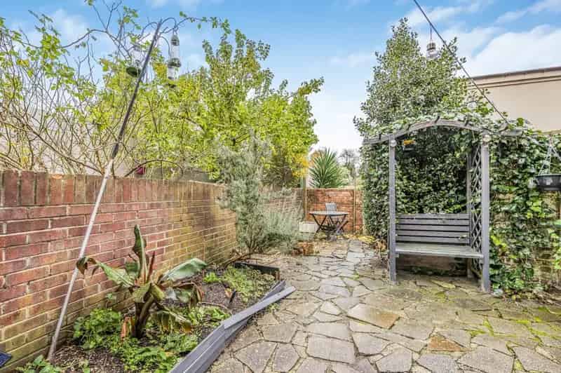 1 Bedroom Flat for Sale Southsea Hampshire PO4
