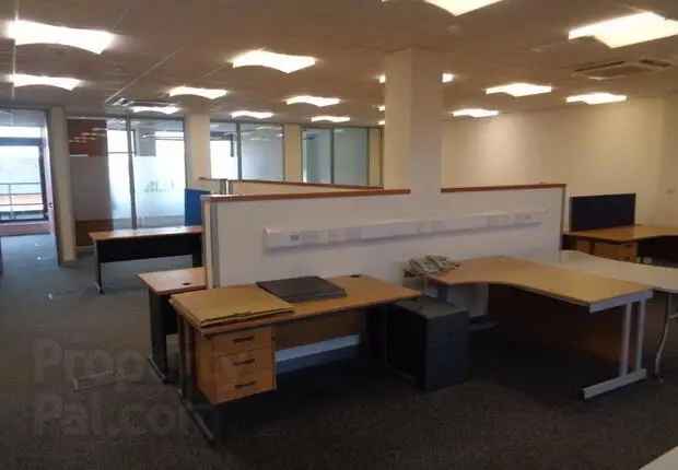 Commercial property For Rent in Ormeau Embankment, Belfast, Northern Ireland