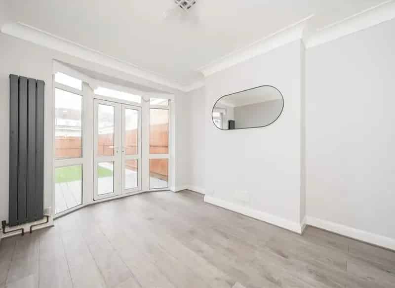 Refurbished 3-Bed Mid Terrace House Near Tooting