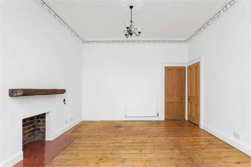 2 Bed Flat Top Floor Portobello Sea Views
