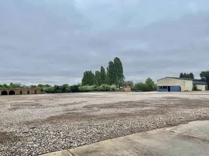 Heathrow Industrial Storage Yards For Lease