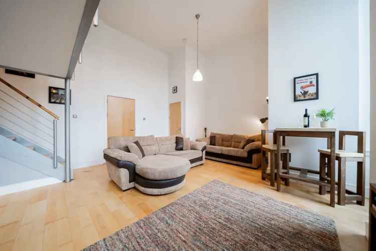 1 Bedroom Flat in Historic Kinning Park Building with Private Parking and Gym