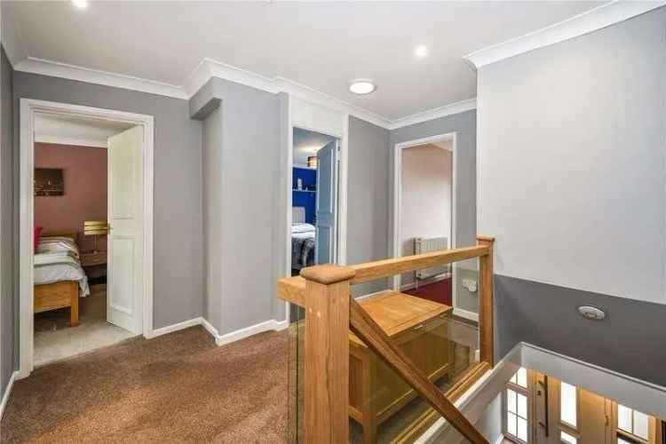 4 Bed Detached House For Sale Near Train Station