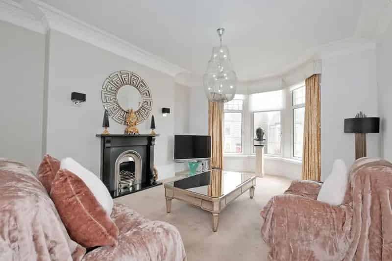 4 Bedroom Double Upper Apartment Ferryhill