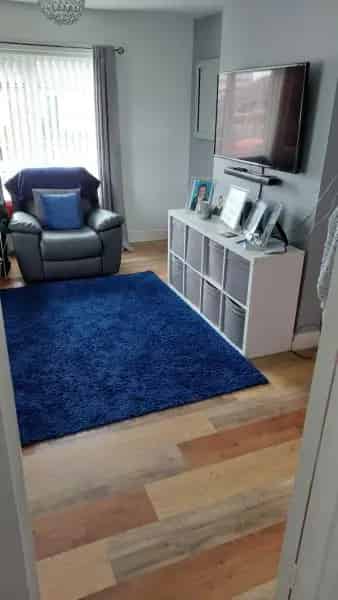 2 Bed Flat Montagu Balcony Garden Parking Near Schools