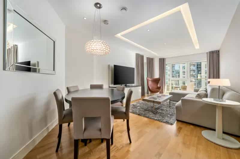 3 Bedroom Flat for Sale in Battersea Reach