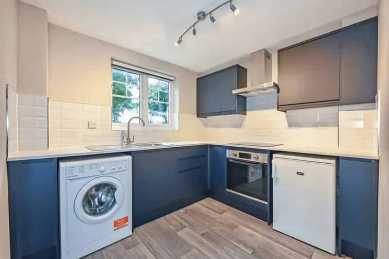 2 bedroom Flat
 To Rent