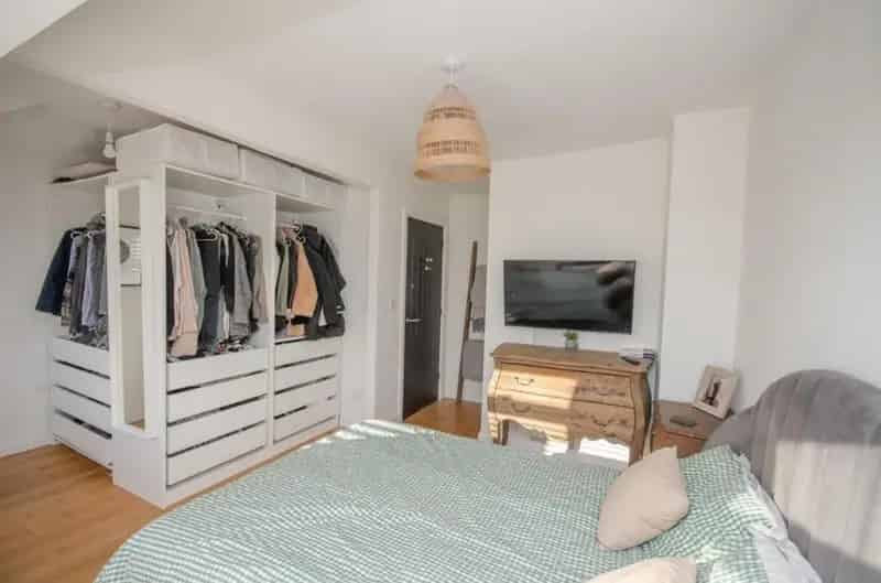 3 Bed House for Sale Near Page Park