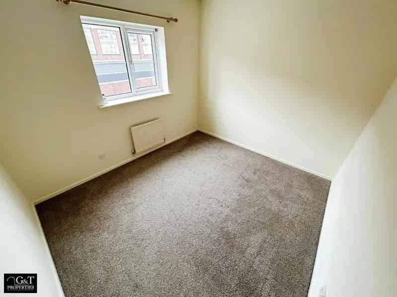 2 Bedroom Apartment to Rent
