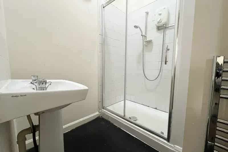 One Bedroom Studio Apartment for Rent Zero Deposit Available