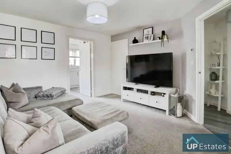 3 Bedroom Semi Detached House to Rent Willenhall Coventry