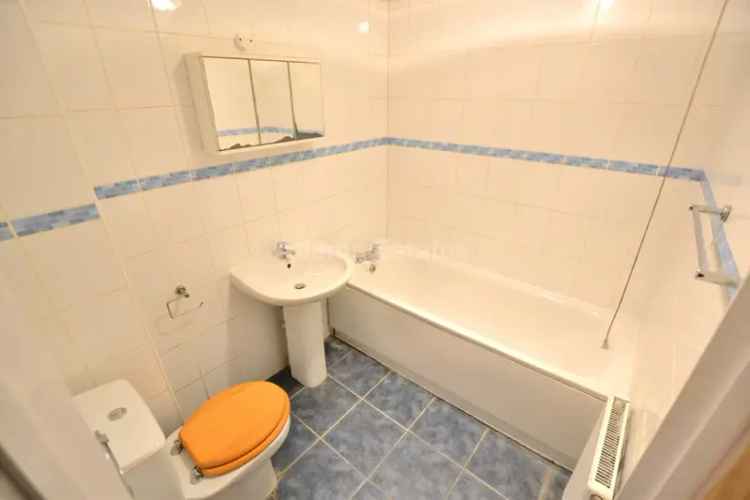 2 Bedroom Flat to Rent Near Reading Town Centre